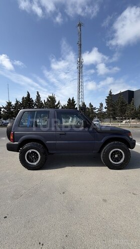 Mitsubishi Pajero 1997, 300,000 km - 2.4 л - Sumqayıt