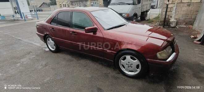 Mercedes C 230 1998, 300,000 km - 2.3 л - Quba