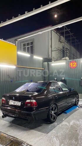 BMW 523 1999, 330,000 km - 2.5 l - Sumqayıt