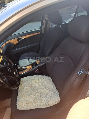 Mercedes E 220 2006, 240,000 km - 2.2 l - Bakı