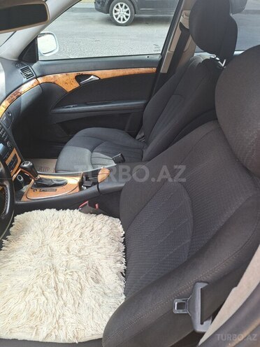 Mercedes E 220 2006, 240,000 km - 2.2 l - Bakı