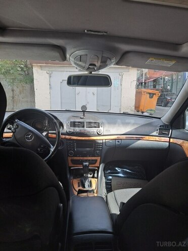Mercedes E 220 2006, 240,000 km - 2.2 l - Bakı