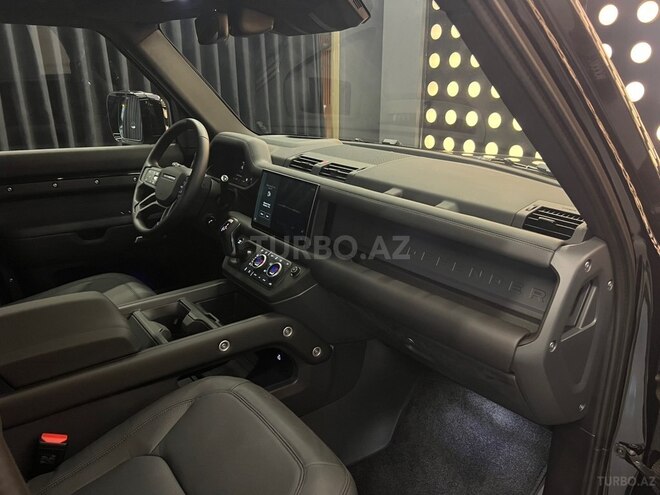 Land Rover Defender 2025, 4,000 km - 2.0 l - Bakı
