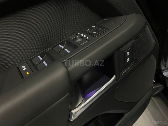 Land Rover Defender 2025, 4,000 km - 2.0 l - Bakı