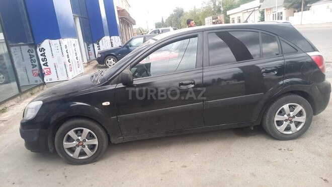 Kia Rio 2005, 250,000 km - 1.5 l - Cəlilabad
