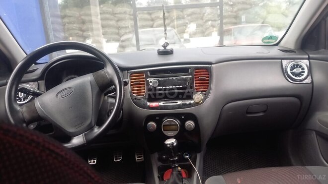 Kia Rio 2005, 250,000 km - 1.5 l - Cəlilabad