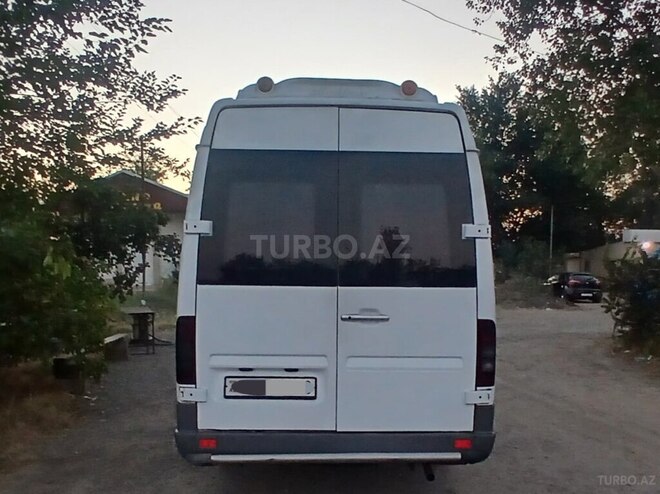 Mercedes Sprinter 313 2005, 130,000 km - 2.2 l - Beyləqan