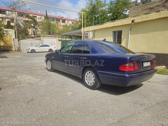 Mercedes E 240 1997, 486,000 km - 2.4 l - Bakı