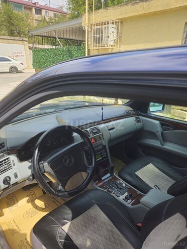 Mercedes E 240 1997, 486,000 km - 2.4 l - Bakı