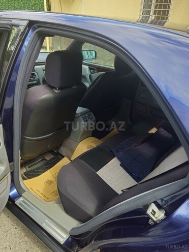 Mercedes E 240 1997, 486,000 km - 2.4 l - Bakı