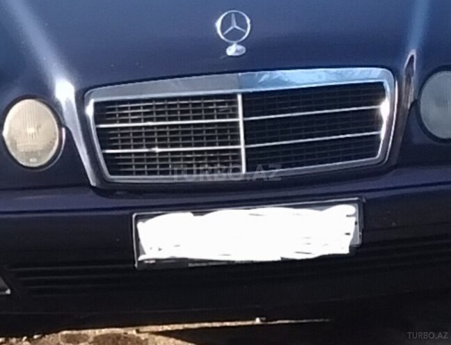 Mercedes E 230 1995, 321,000 km - 2.3 l - Qusar