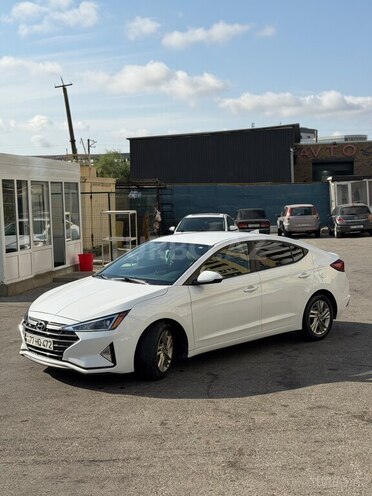 Hyundai Elantra 2019, 150,000 km - 2.0 л - Bakı