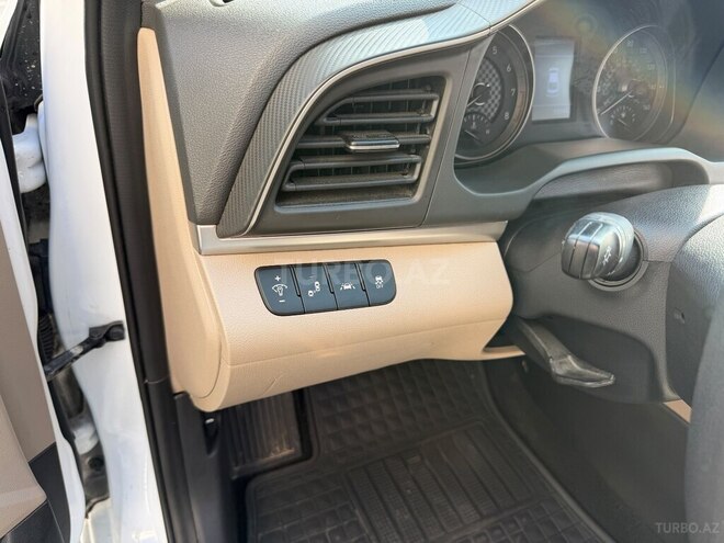 Hyundai Elantra 2019, 150,000 km - 2.0 л - Bakı