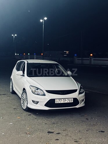 Hyundai i30 2011, 290,000 km - 1.6 l - Ağstafa