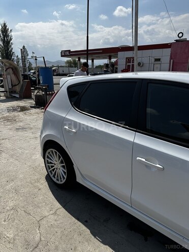 Hyundai i30 2011, 290,000 km - 1.6 l - Ağstafa