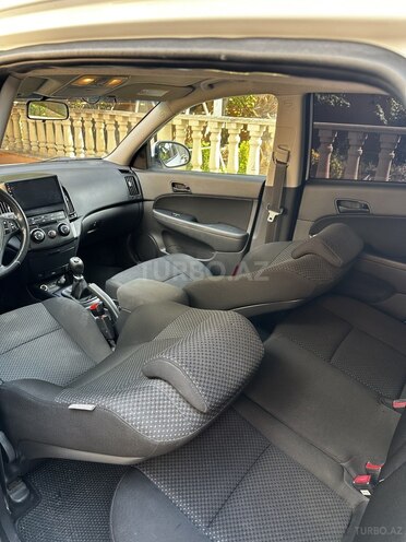 Hyundai i30 2011, 290,000 km - 1.6 l - Ağstafa