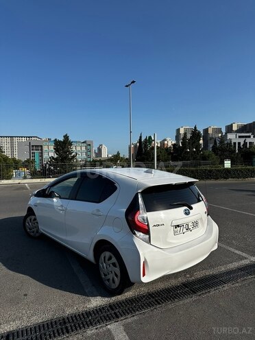 Toyota Aqua 2018, 119,201 km - 1.5 l - Bakı