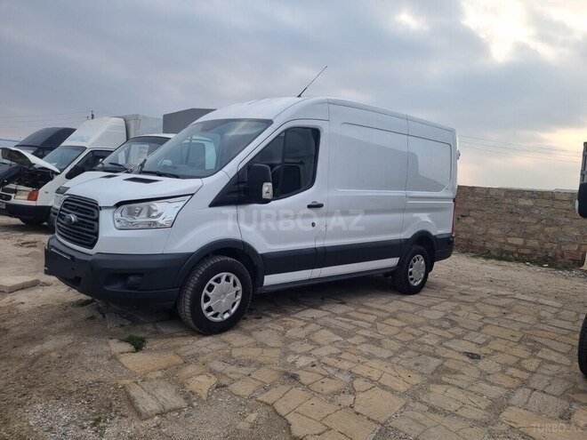 Ford Transit 2018, 207,000 km - 2.0 l - Bakı