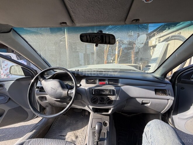 Mitsubishi Lancer 2003, 670,000 km - 1.3 л - Bakı