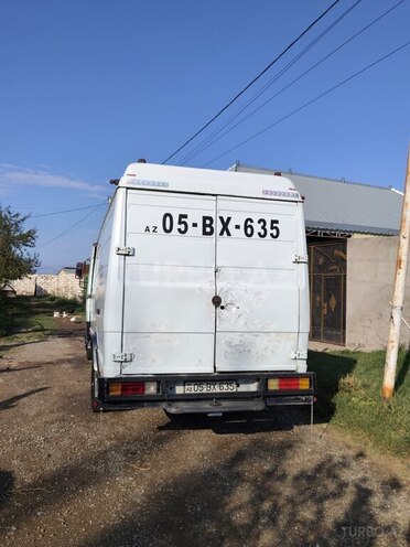 Mercedes Vario 1999, 649,705 km - 4.3 л - Ağstafa