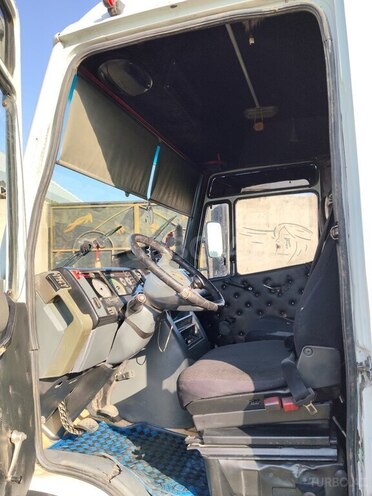 Mercedes Vario 1999, 649,705 km - 4.3 л - Ağstafa