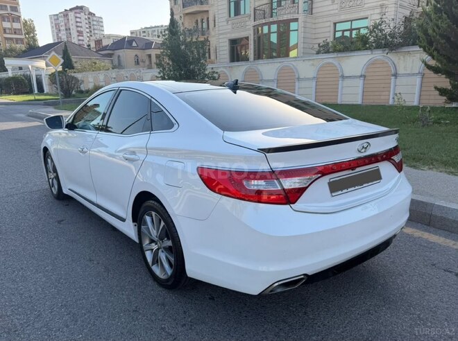 Hyundai Grandeur 2015, 179,000 km - 2.2 л - Bakı