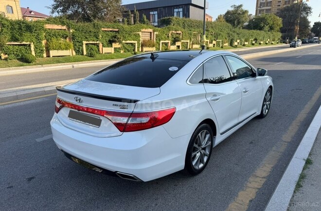 Hyundai Grandeur 2015, 179,000 km - 2.2 л - Bakı