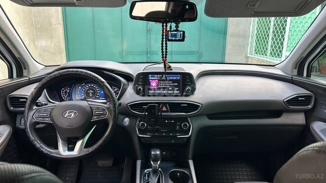 Hyundai Santa Fe 2019, 106,000 km - 2.4 л - Yevlax