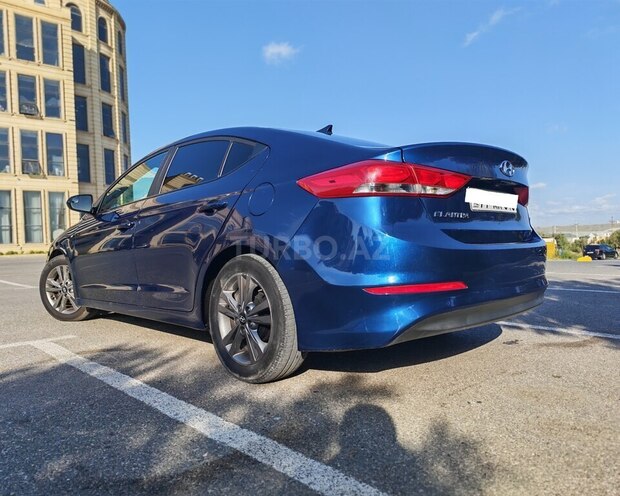 Hyundai Elantra 2017, 176,223 km - 2.0 l - Bakı