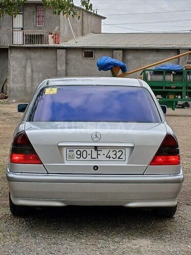 Mercedes C 180 1999, 350,006 km - 1.8 l - Biləsuvar