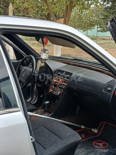 Mercedes C 180 1999, 350,006 km - 1.8 l - Biləsuvar