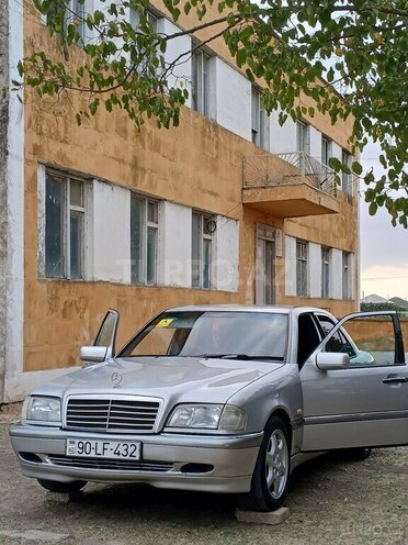 Mercedes C 180 1999, 350,006 km - 1.8 l - Biləsuvar