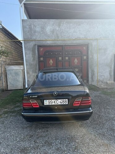 Mercedes E 240 1999, 300,000 km - 2.4 л - Ağstafa