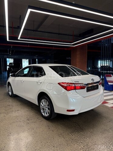 Toyota Corolla 2014, 64,054 km - 1.6 l - Bakı