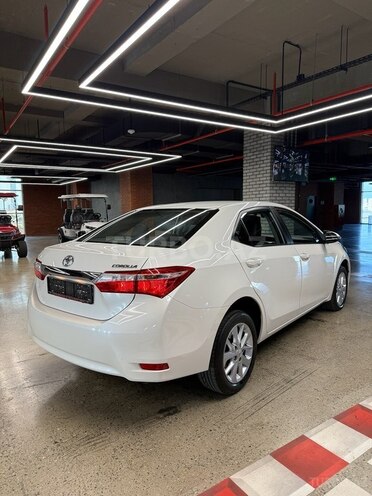 Toyota Corolla 2014, 64,054 km - 1.6 l - Bakı