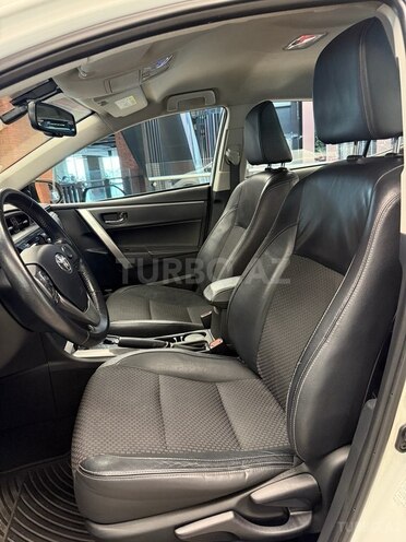 Toyota Corolla 2014, 64,054 km - 1.6 l - Bakı