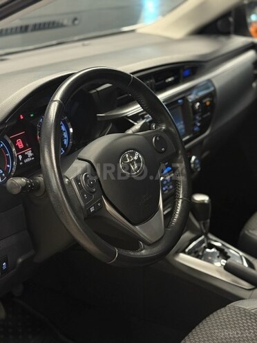Toyota Corolla 2014, 64,054 km - 1.6 l - Bakı