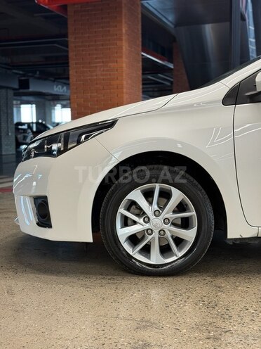 Toyota Corolla 2014, 64,054 km - 1.6 l - Bakı