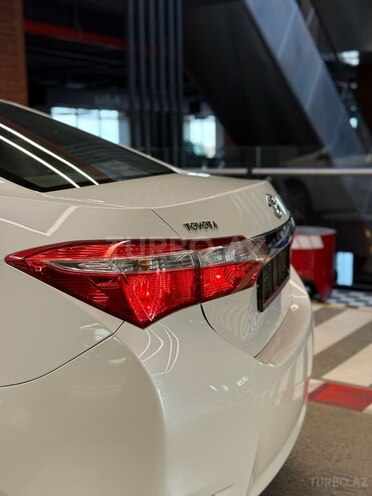 Toyota Corolla 2014, 64,054 km - 1.6 l - Bakı