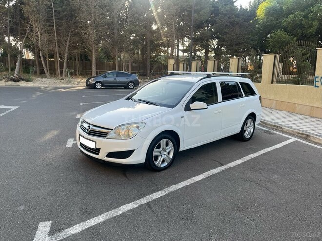 Opel Astra 2010, 394,000 km - 1.4 l - Sumqayıt
