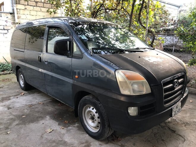 Hyundai H-1 2005, 353,455 km - 2.5 л - Ağstafa