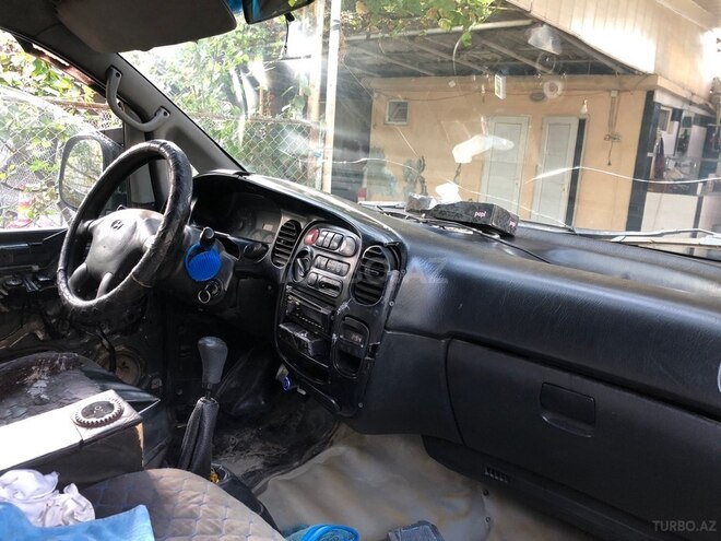 Hyundai H-1 2005, 353,455 km - 2.5 л - Ağstafa