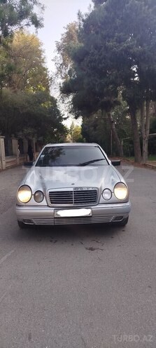 Mercedes E 240 1998, 402,852 km - 2.4 l - Bakı