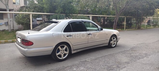 Mercedes E 240 1998, 402,852 km - 2.4 l - Bakı