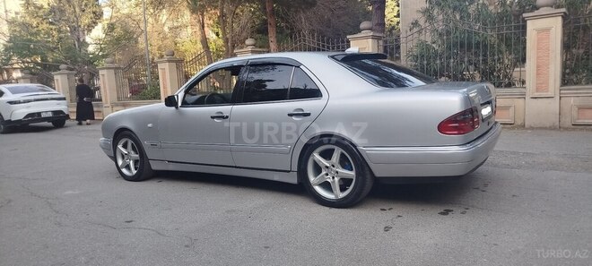 Mercedes E 240 1998, 402,852 km - 2.4 l - Bakı