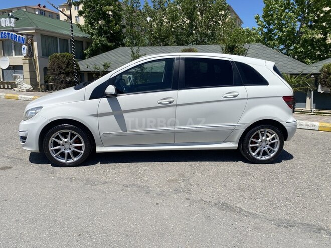 Mercedes B 170 2009, 237,458 km - 1.7 л - Bakı