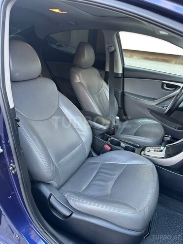 Hyundai Elantra 2012, 226,918 km - 1.8 l - Bakı