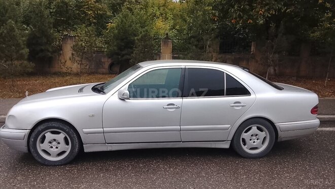 Mercedes E 220 1999, 710,000 km - 2.2 l - Bakı