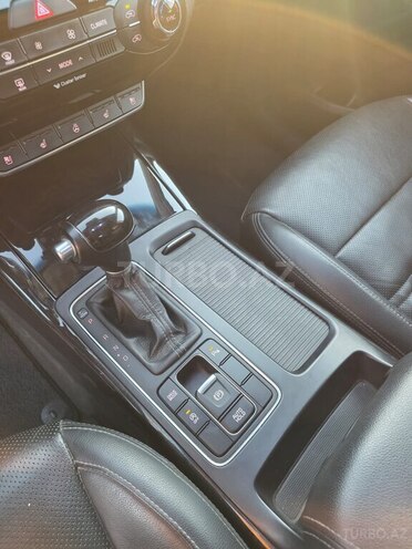 Kia Sorento 2016, 163,000 km - 2.2 l - Neftçala