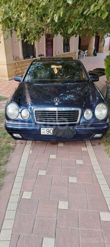 Mercedes E 240 1998, 350,000 km - 2.4 l - Bakı